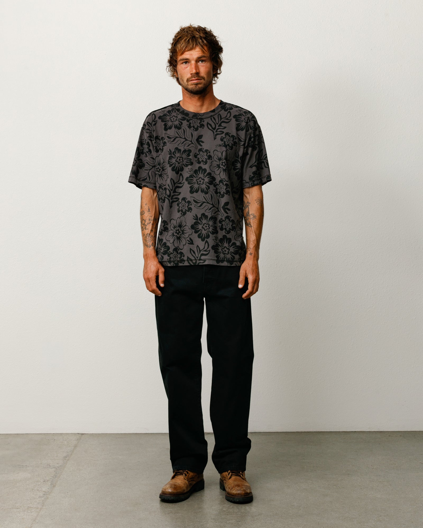 LAZY FLORAL TEE - Image 3