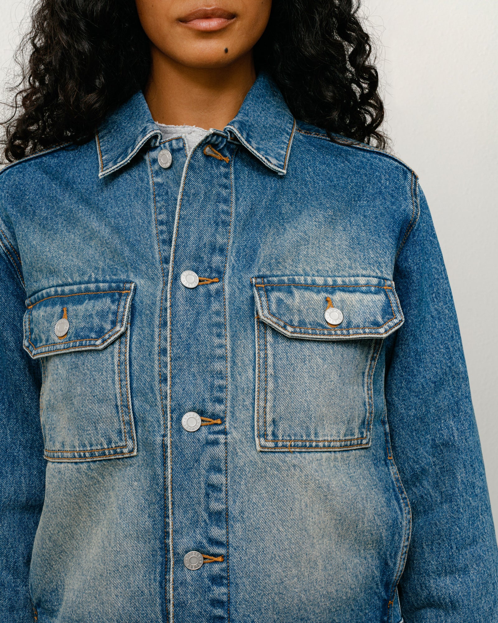 DENIM TRUCKER JACKET - Image 5