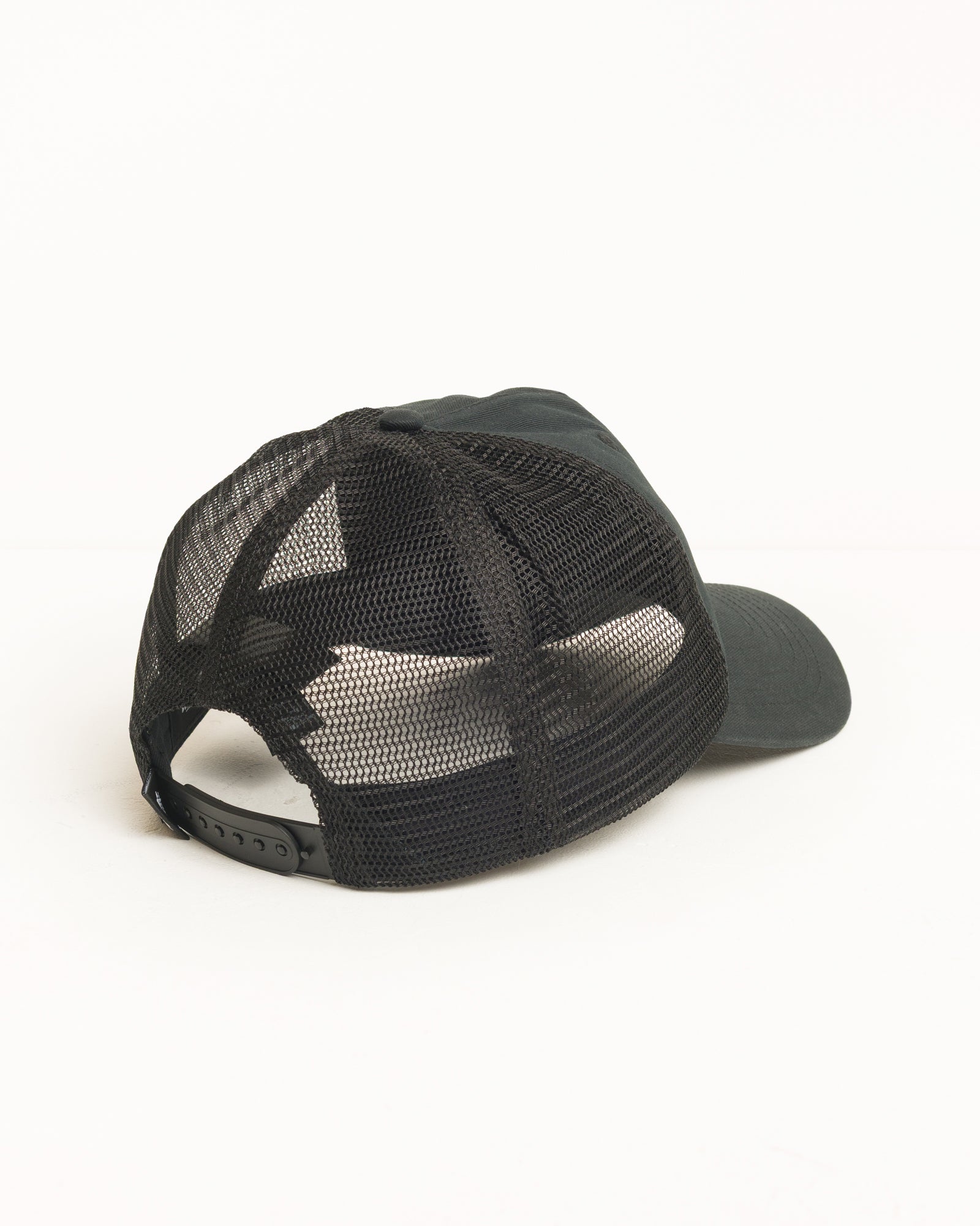 CURSIVE STITCH TRUCKER - Image 3