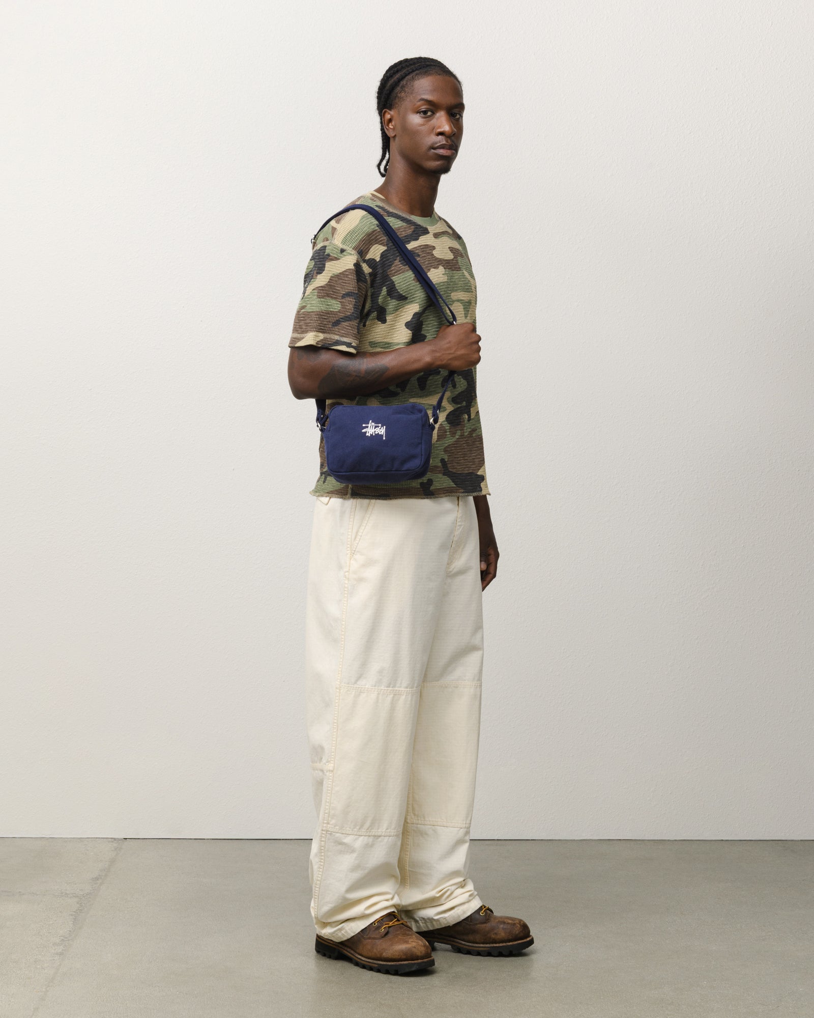 CANVAS POUCH